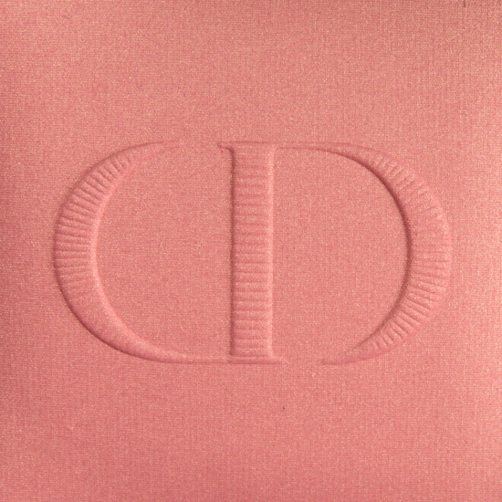 Dior Rayonnante (330) Rouge Blush Review & Swatches