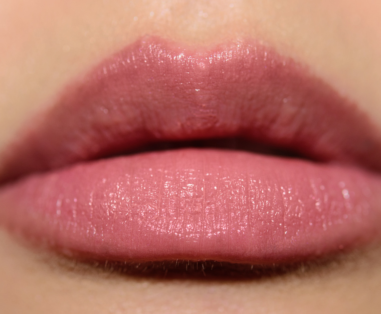 <p class="text-center">Giorgio Armani Selfless (104) Lip Power Satin Lipstick</p>