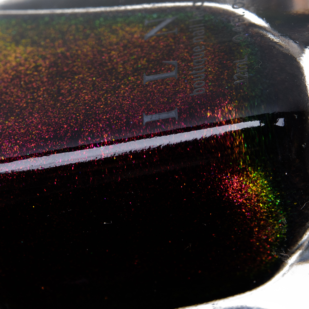 ILNP Lights Out Shimmer Nail Polish