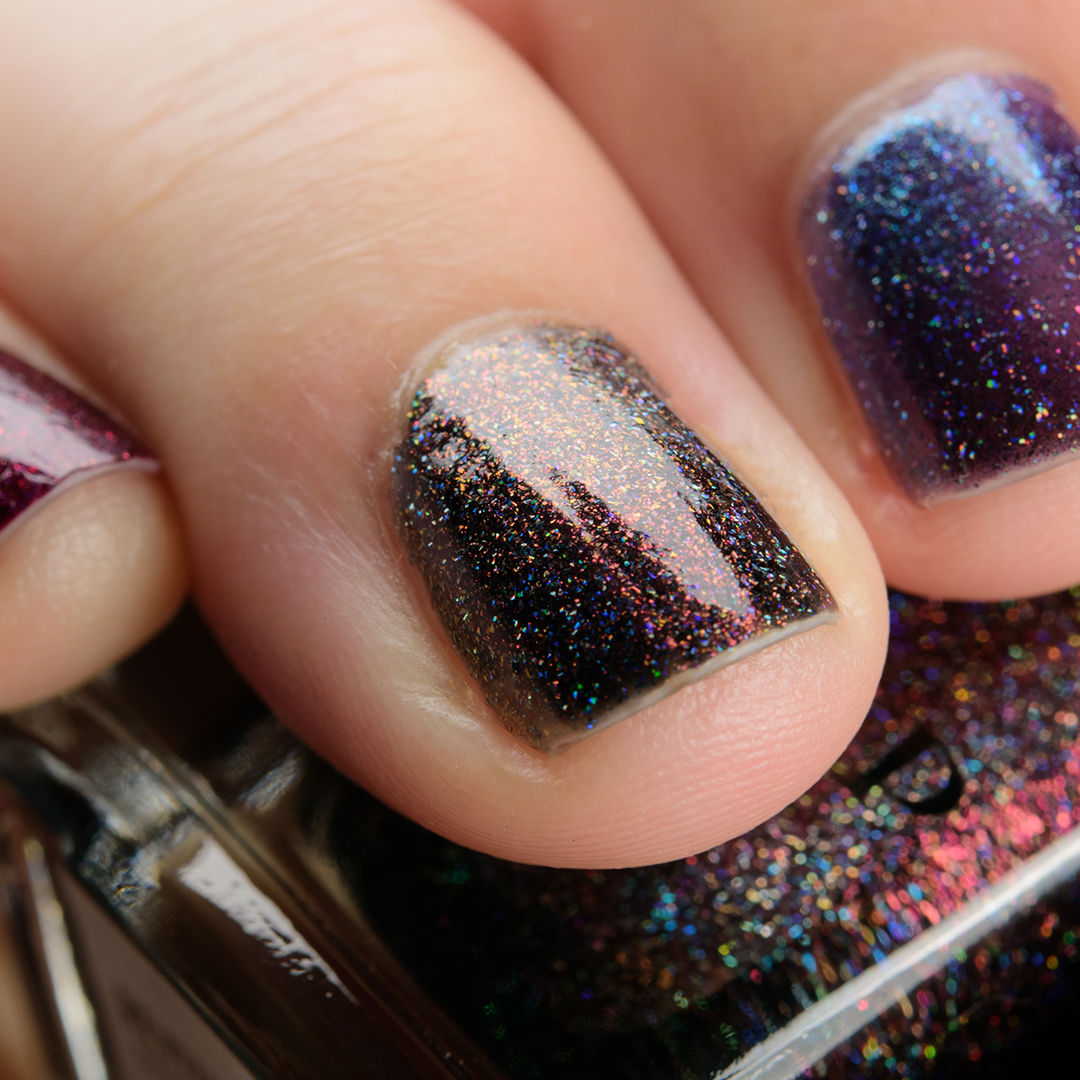 <p class="text-center">ILNP Revival Ultra Holographic Nail Polish</p>