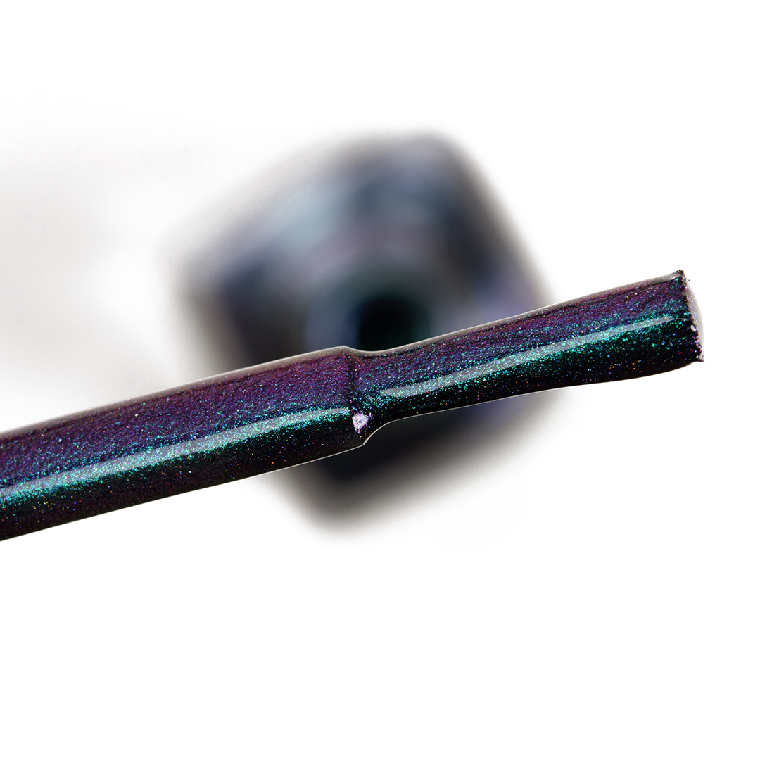 ILNP Sirene (H) Holographic Ultra Chrome Nail Polish