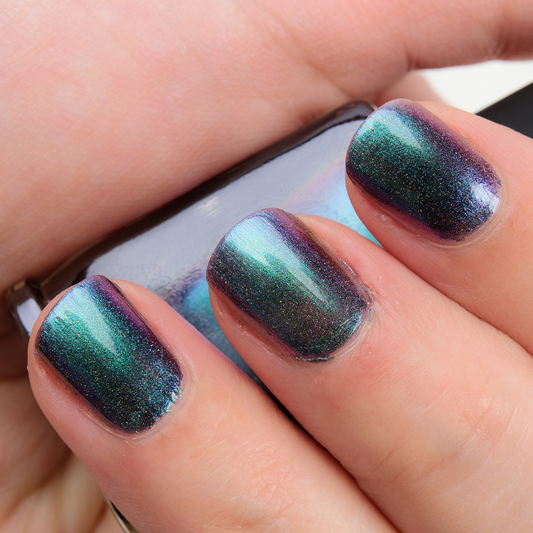 ILNP Sirene (H) Holographic Ultra Chrome Nail Polish