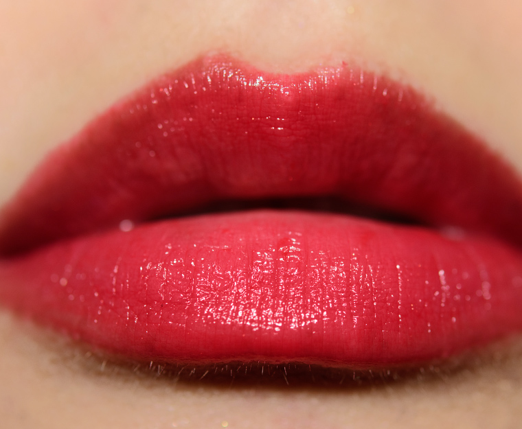 <p class="text-center">MAC Cockney Lustreglass Sheer-Shine Lipstick</p>