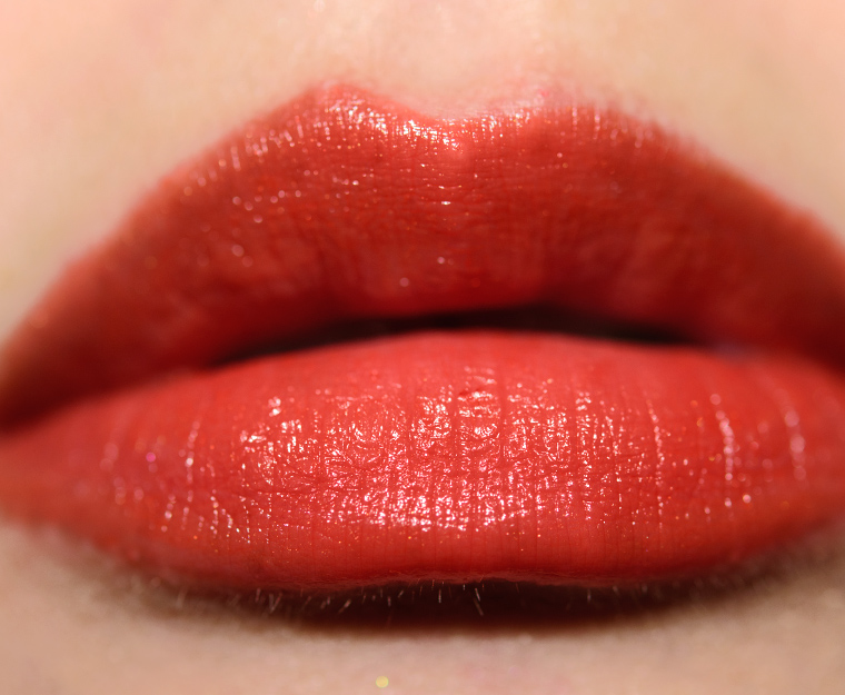 <p class="text-center">MAC TNTeaser Lustreglass Sheer-Shine Lipstick</p>
