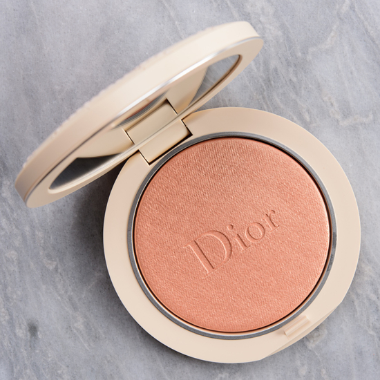 Dior Golden Glow (04) Forever Couture Luminizer