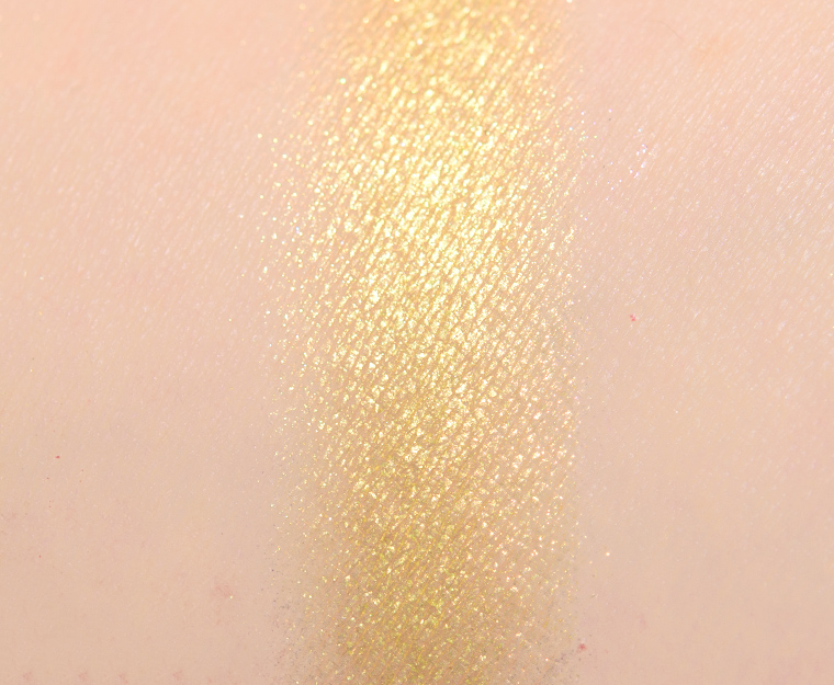<p class="text-center">Glaminatrix Chick Duochrome Eyeshadow</p>