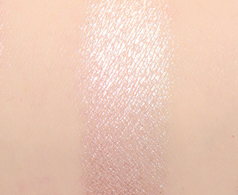 <p class="text-center">Glaminatrix Frosting Foiled Eyeshadow</p>