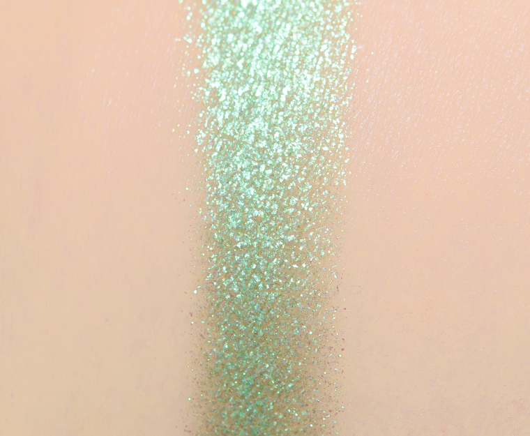 <p class="text-center">Glaminatrix Goblin Duochrome Topper</p>