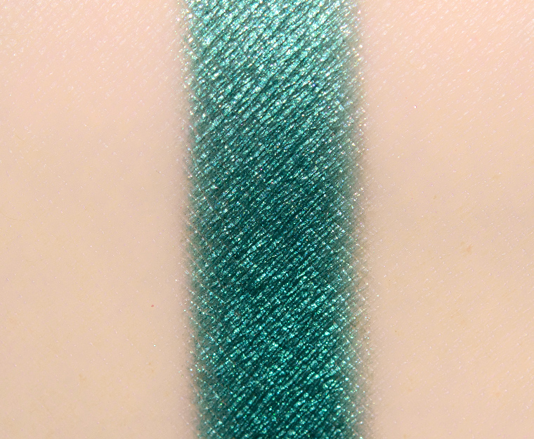 <p class="text-center">Glaminatrix Lost Woods Foiled Eyeshadow</p>