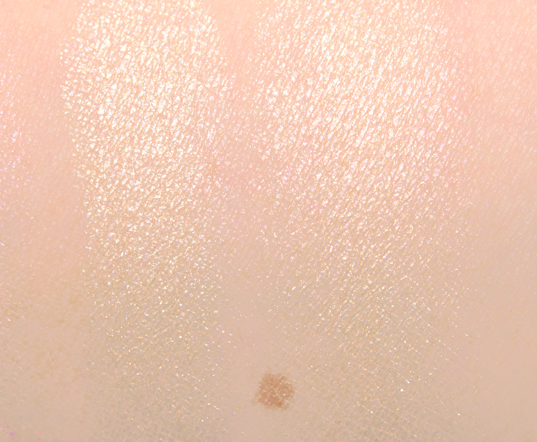 Huda Beauty Light #3 Glow Obsessions Highlighter