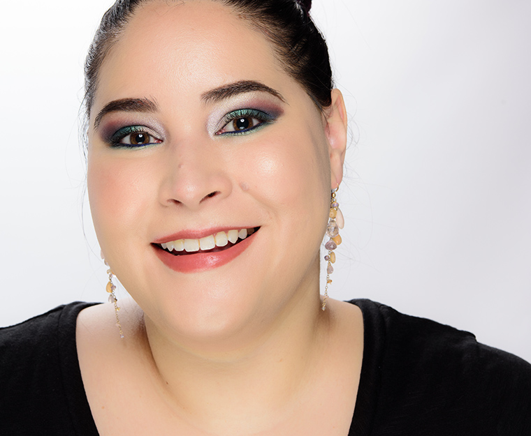 Huda Beauty Medium #3 Glow Obsessions Highlighter