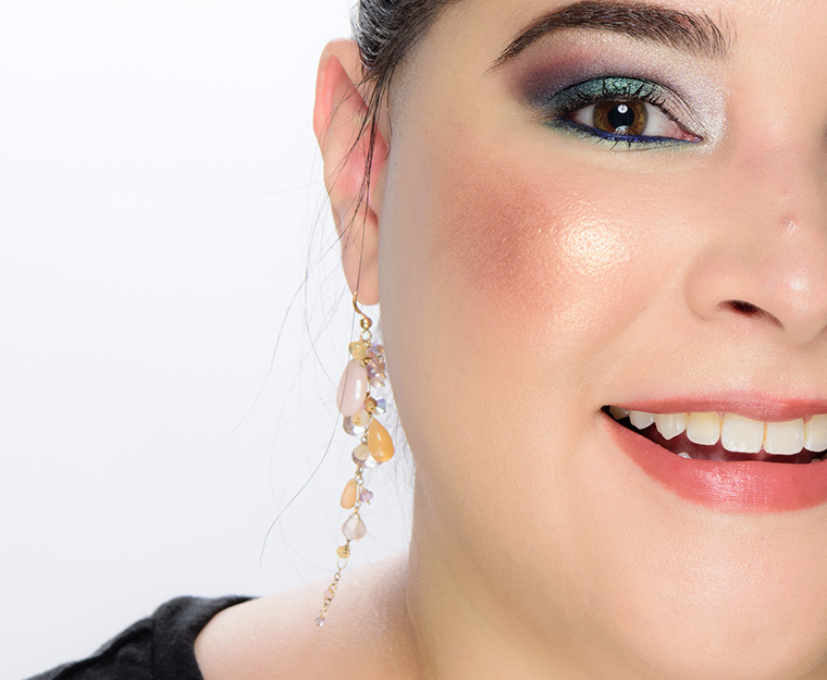 Huda Beauty Rich #4 Glow Obsessions Highlighter