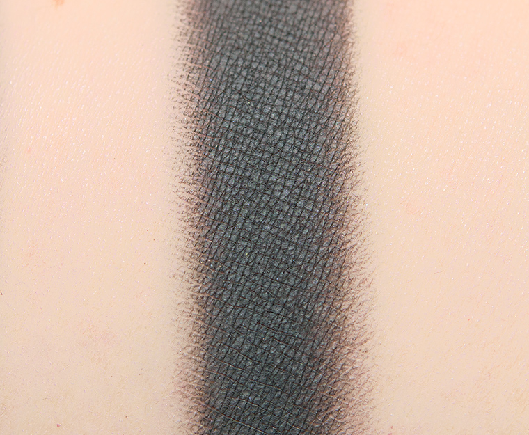 <p class="text-center">Natasha Denona Gloom (280CM) Creamy Matte Eye Shadow</p>