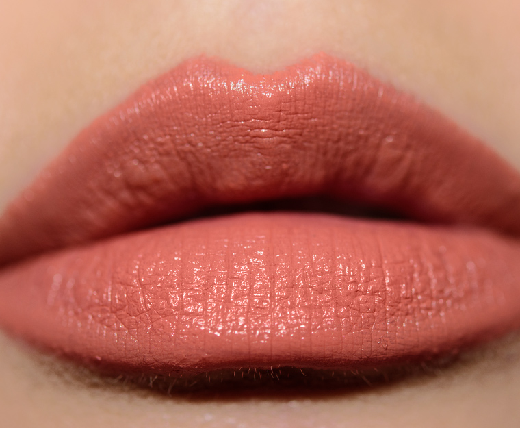 <p class="text-center">Smashbox Recognized Be Legendary Prime and Plush Lipstick</p>