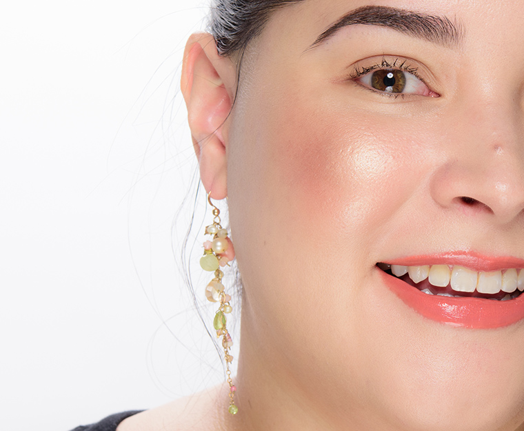 Sydney Grace Sandy Beach Highlighter