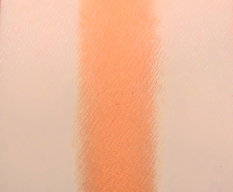 <p class="text-center">Huda Beauty Chameleon #5 Eyeshadow</p>