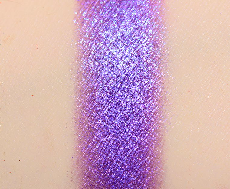 <p class="text-center">Huda Beauty Chameleon #7 Eyeshadow</p>
