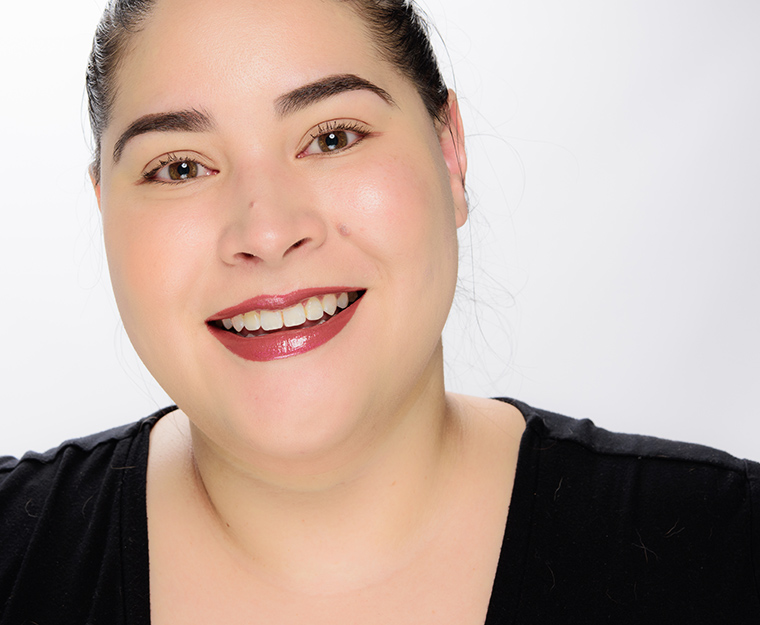 Huda Beauty Luna N.Y.M.P.H. Glaze Skin Glowing Perfector
