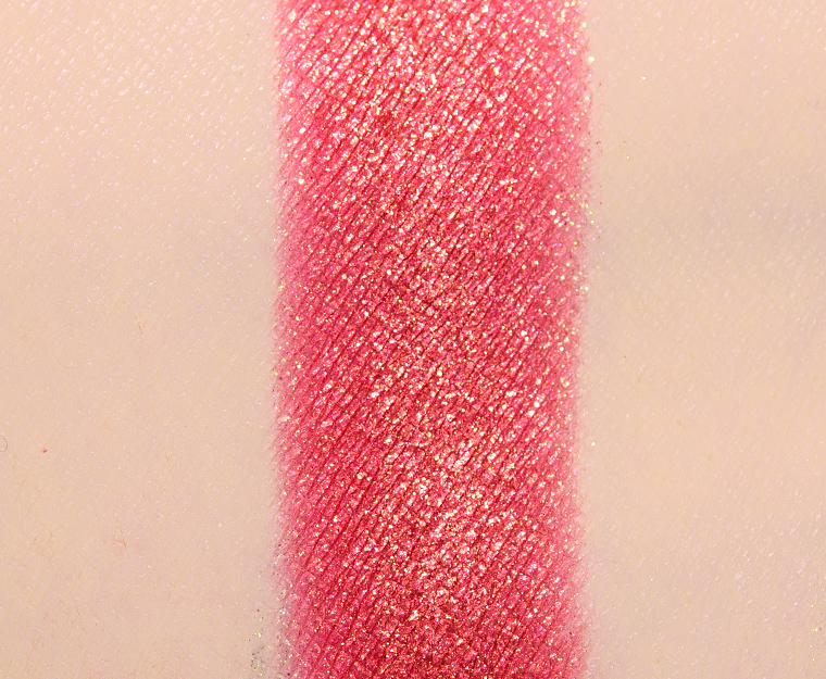 <p class="text-center">By Beauty Bay Heat Pressed Pigment</p>