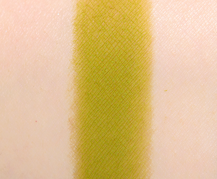 <p class="text-center">By Beauty Bay Leaf Eyeshadow</p>