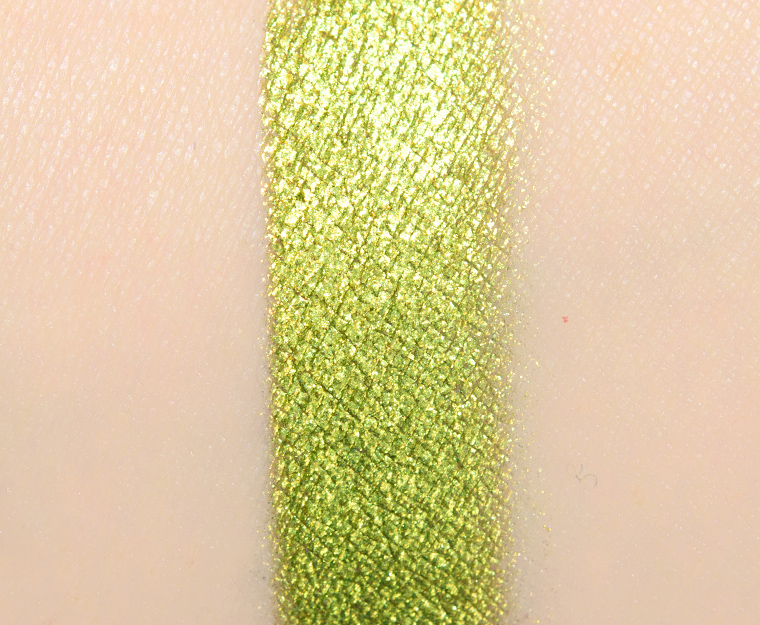 <p class="text-center">By Beauty Bay Lime Eyeshadow</p>