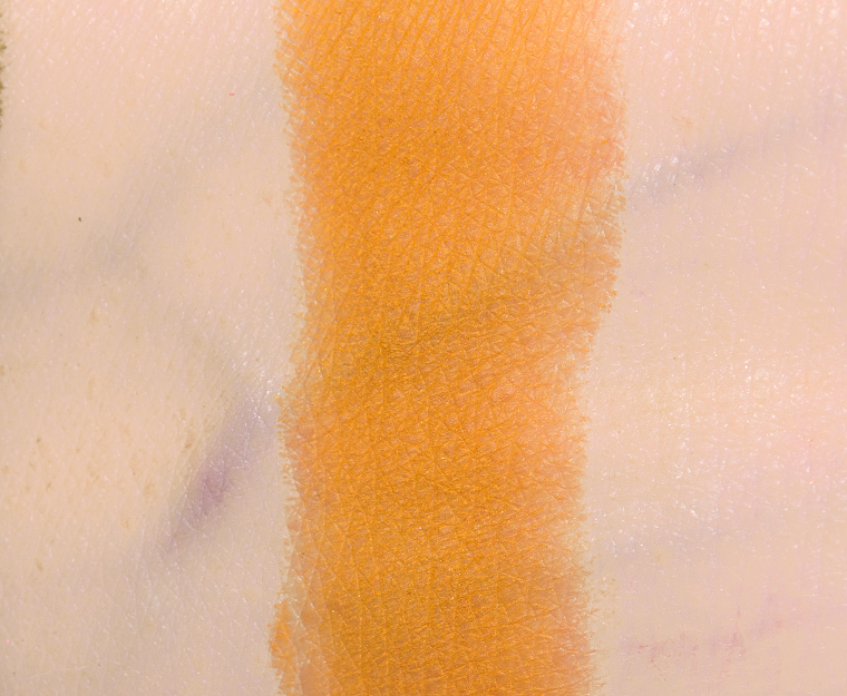 <p class="text-center">By Beauty Bay Marigold Eyeshadow</p>