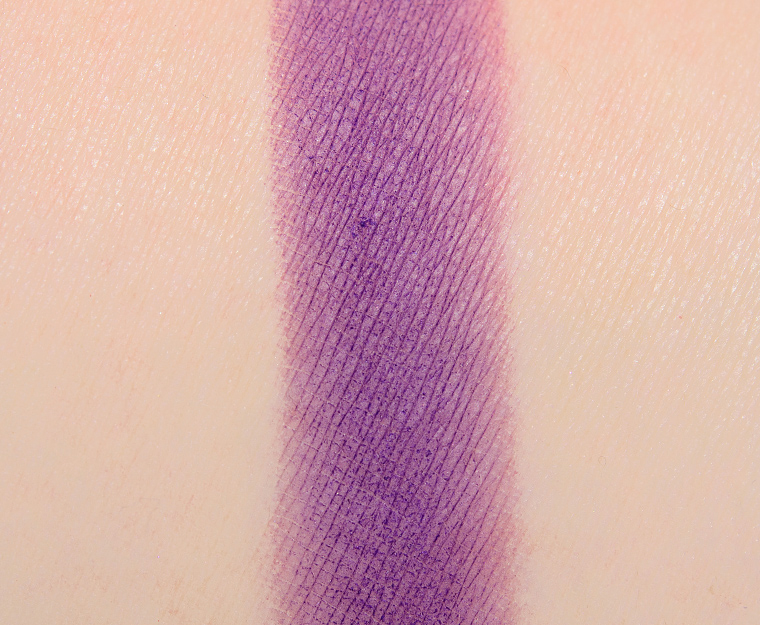 By Beauty Bay Velvet Pressed Pigment