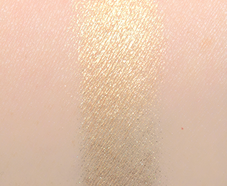 <p class="text-center">Dior Atelier Dore #3 High Colour Eyeshadow</p>