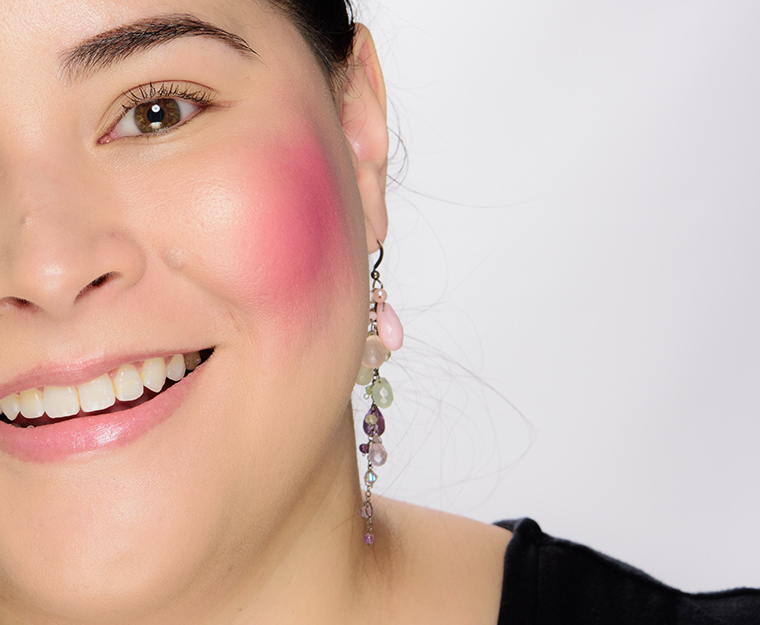 Huda Beauty Charming Cherry (04) GloWish Cheeky Vegan Blush Powder