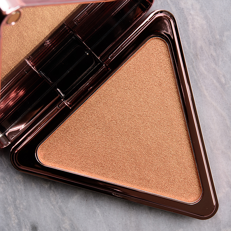 LYS Beauty Fearless Aim High Pressed Highlighter Powder