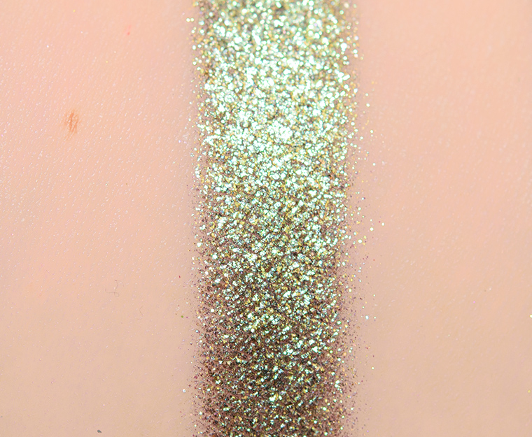 <p class="text-center">MAC Ho Ho Hocus Shadeshifter Duochrome Eyeshadow</p>