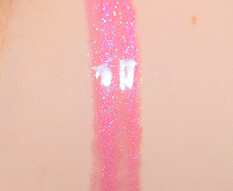 <p class="text-center">MAC Works Like a Charm Lipglass</p>