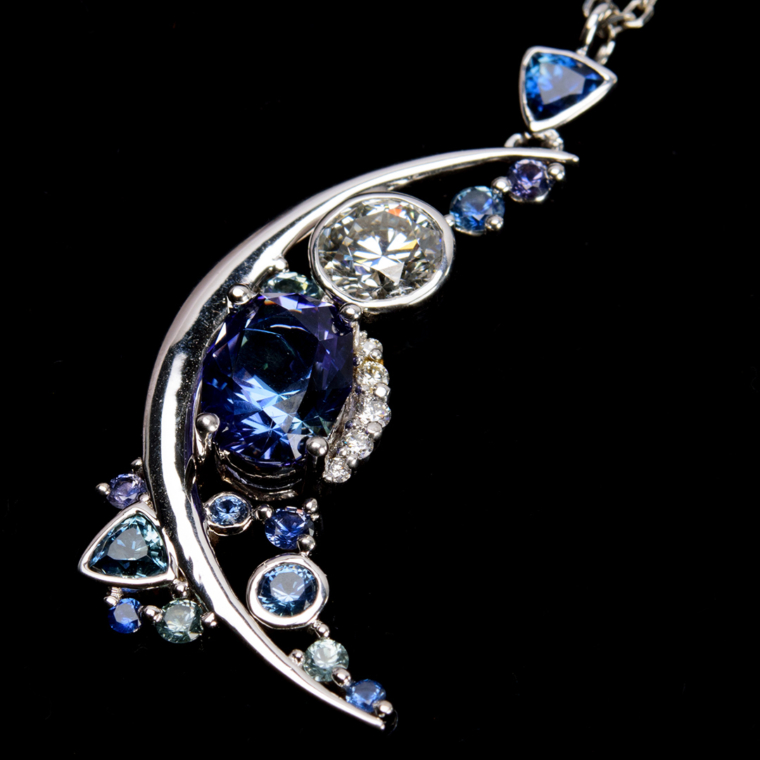 December is for tanzanite + turquoise: 18 color stories