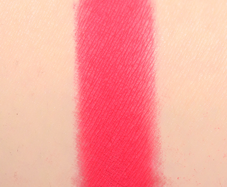 <p class="text-center">Ace Beaute Desire Pressed Pigment</p>