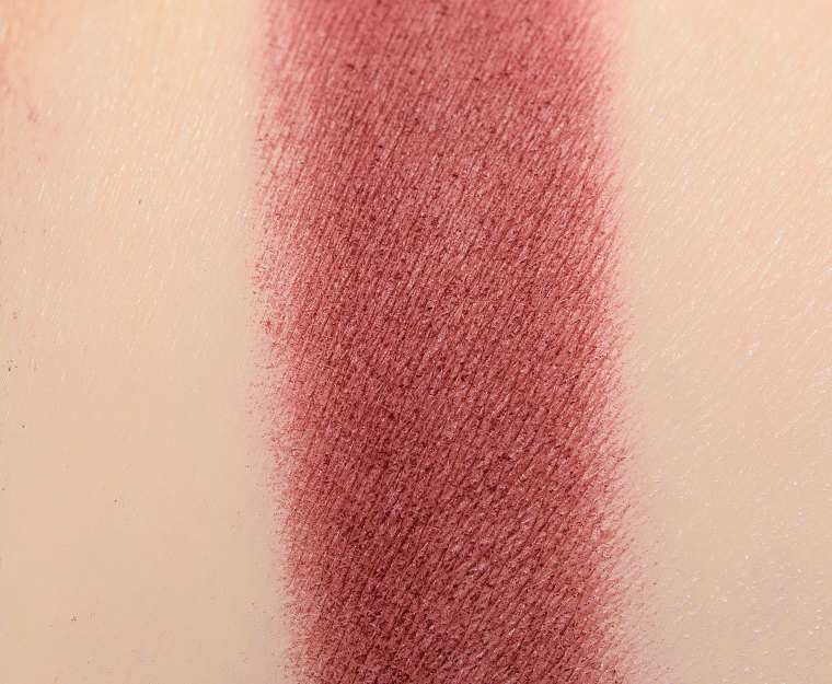 <p class="text-center">Ace Beaute Earth Pressed Pigment</p>