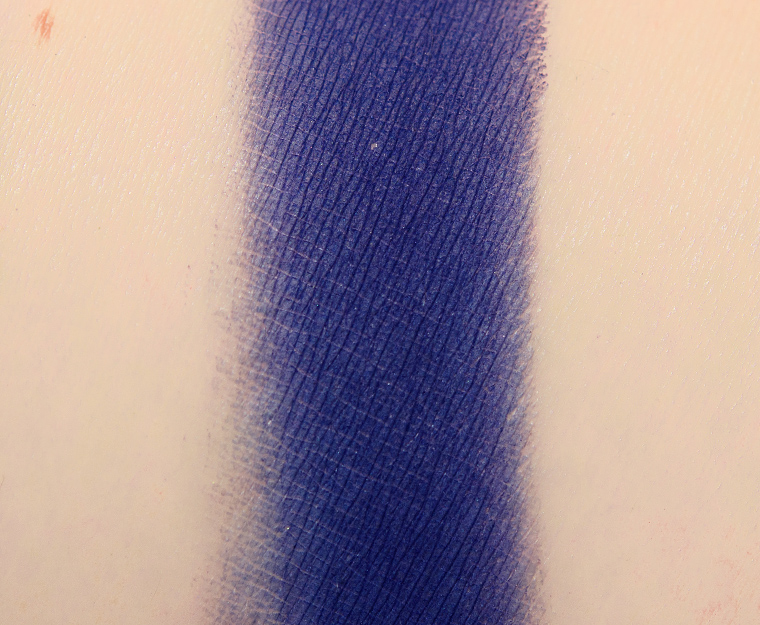 <p class="text-center">Ace Beaute Lagoon Pressed Pigment</p>