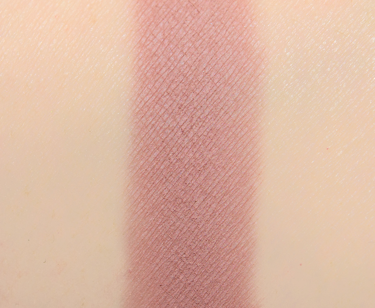 <p class="text-center">Ace Beaute Mulberry Pressed Pigment</p>