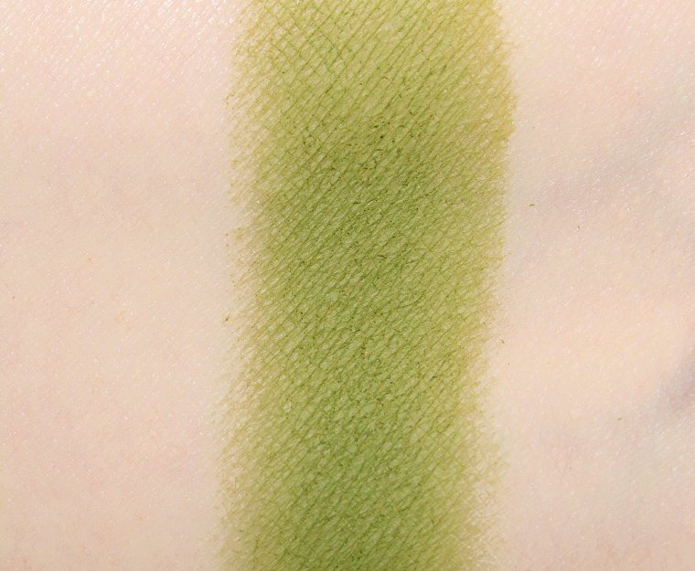 <p class="text-center">Ace Beaute Seaweed Pressed Pigment</p>