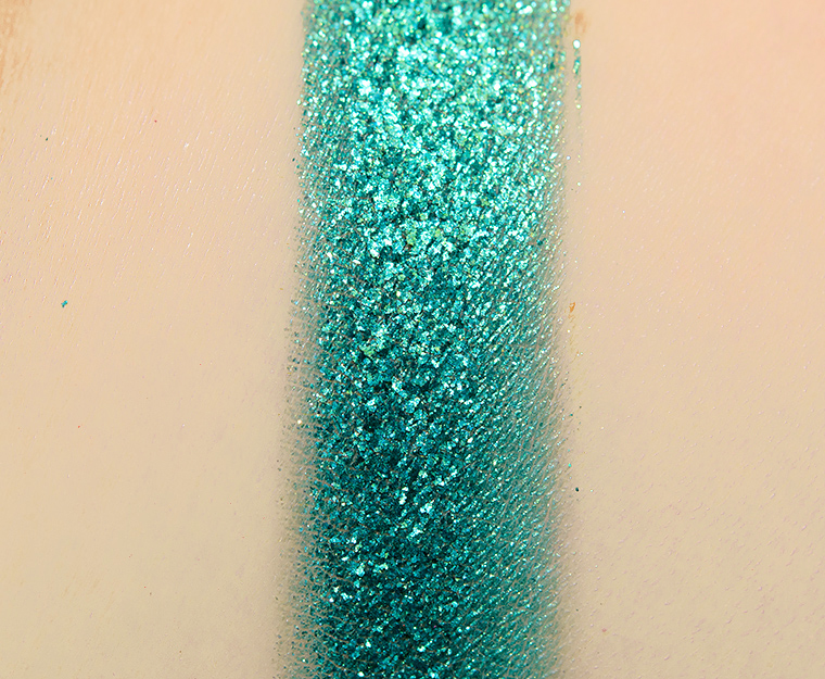 <p class="text-center">Ace Beaute Seychelles Eyeshadow</p>