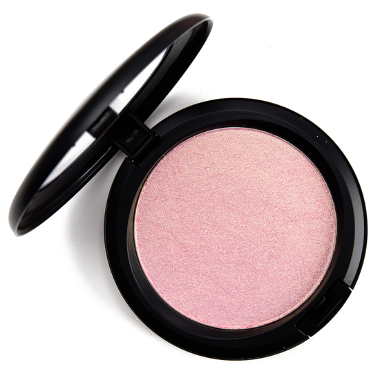 Give Me Glow Play Mate Pressed Highlighter