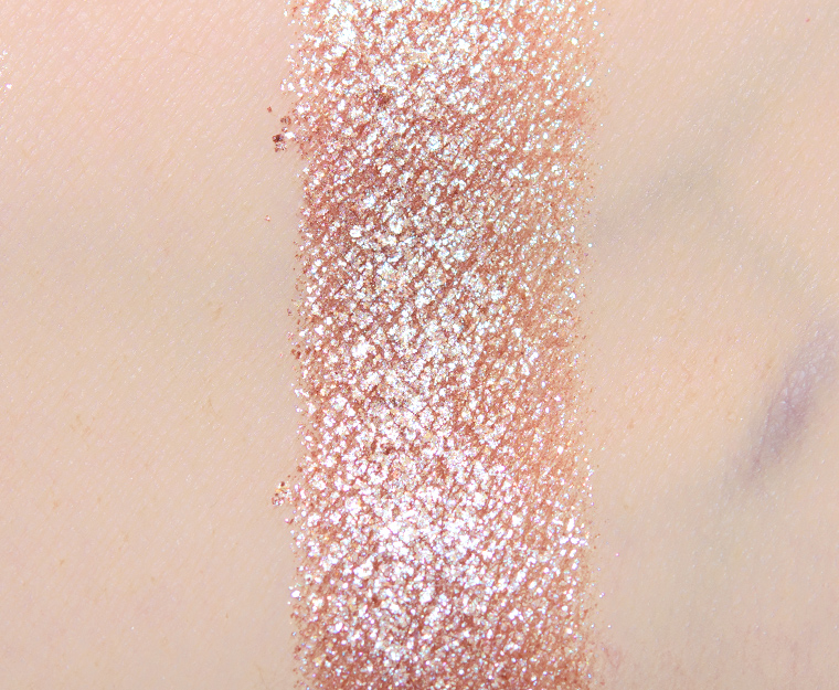 <p class="text-center">Huda Beauty Blissful Eyeshadow</p>