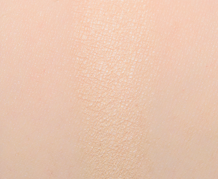 <p class="text-center">Makeup by Mario N3 Matte Eyeshadow</p>