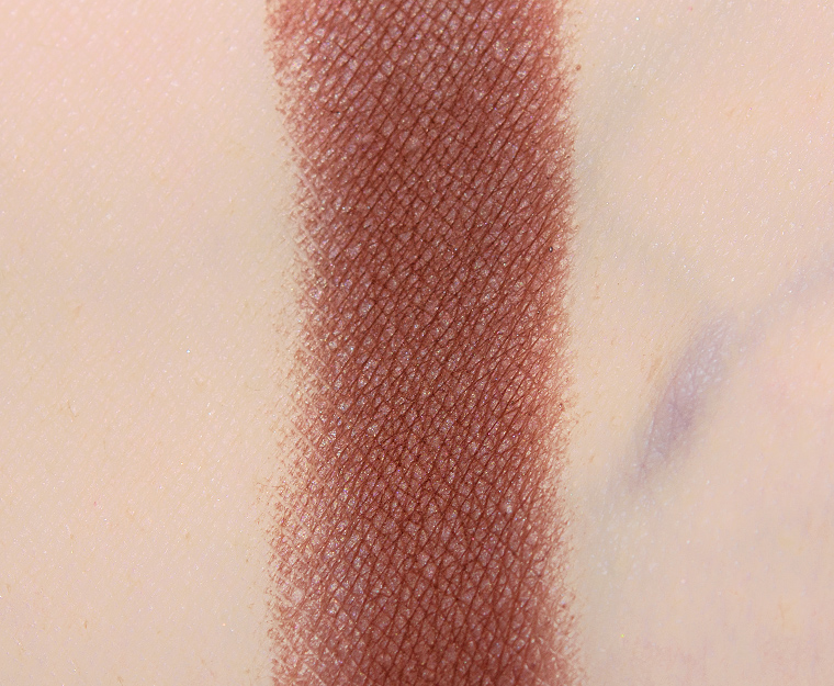 <p class="text-center">Natasha Denona Glam Dark (411CM) Creamy Matte Eye Shadow</p>