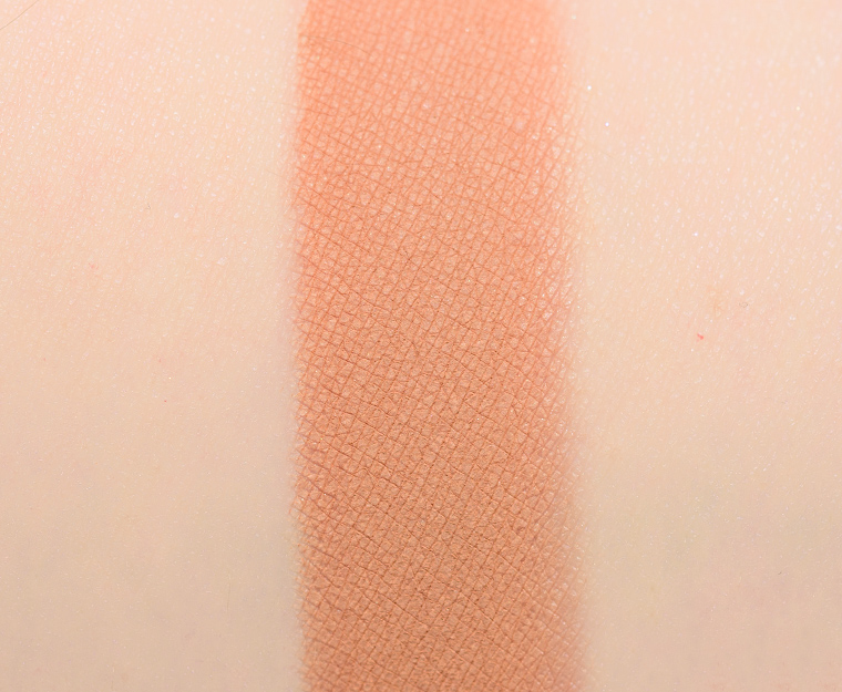 <p class="text-center">ColourPop The Cuddles Pressed Powder Shadow</p>