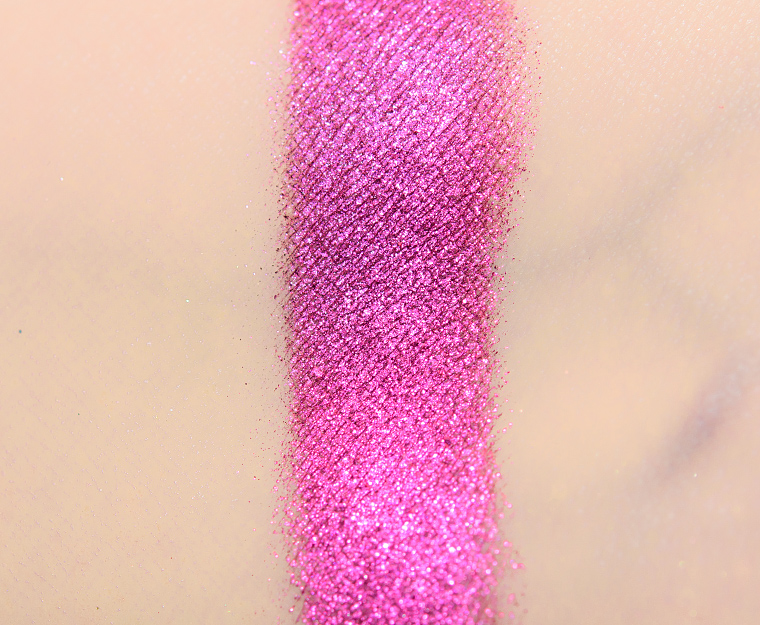 <p class="text-center">JD Glow Beets Me Metallon Pigment</p>