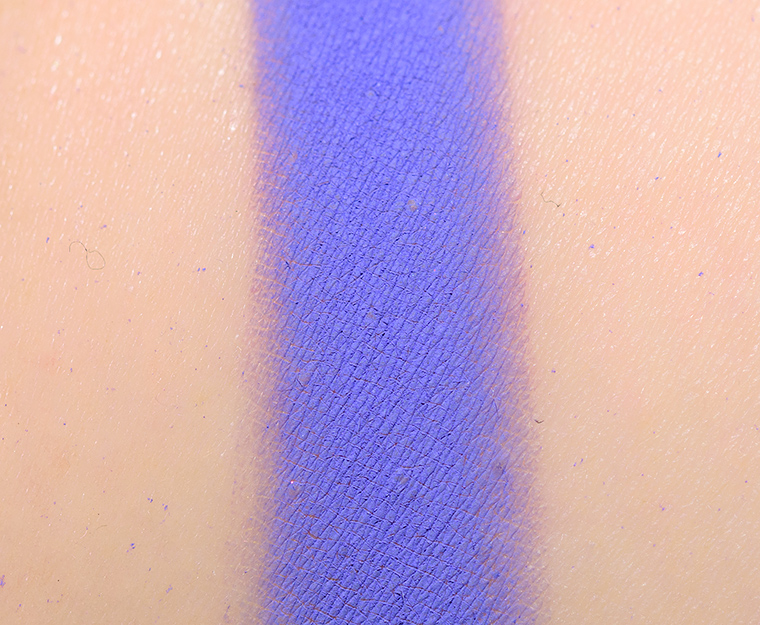 <p class="text-center">Kaleidos Exoplanet Eyeshadow</p>