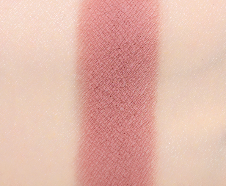 <p class="text-center">Kaleidos Nocturnal Eyeshadow</p>