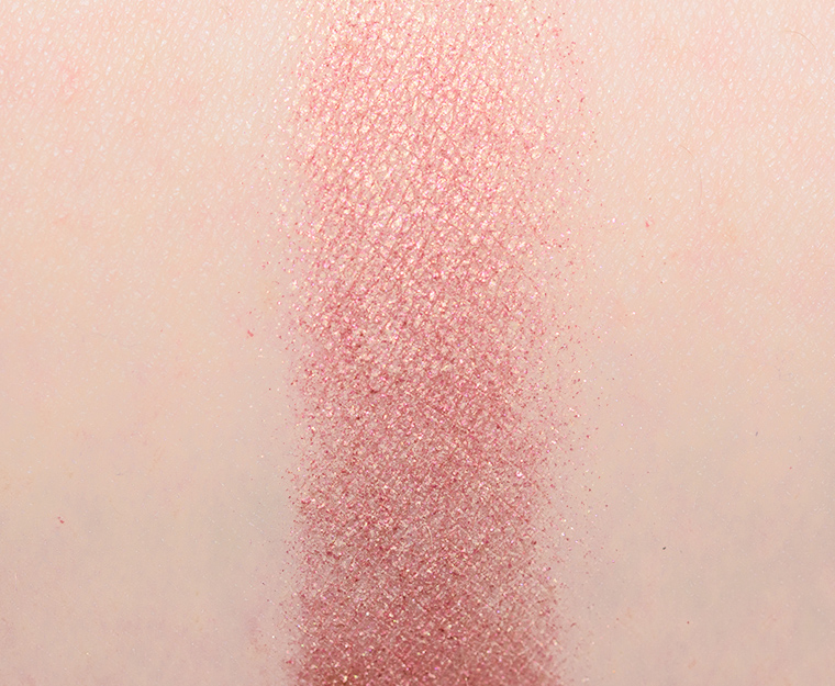 <p class="text-center">Estee Lauder Aubergine Dream #4 Pure Color Envy Luxe Eyeshadow</p>