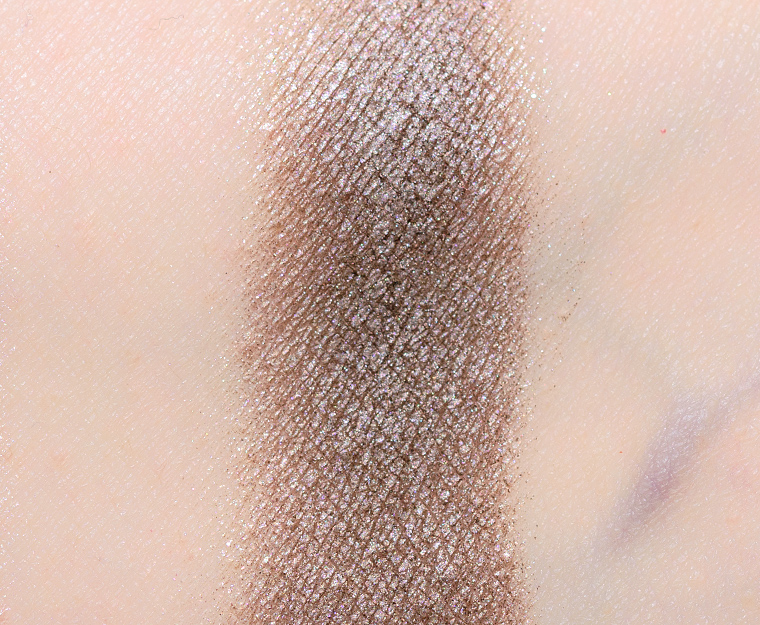 <p class="text-center">Estee Lauder Grey Haze #3 Pure Color Envy Luxe Eyeshadow</p>