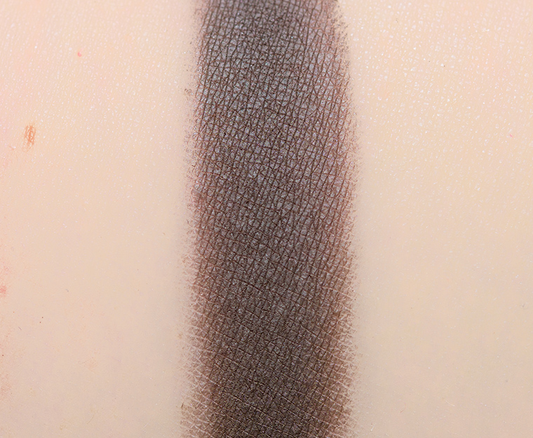 <p class="text-center">Estee Lauder Grey Haze #4 Pure Color Envy Luxe Eyeshadow</p>